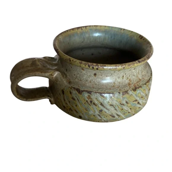 *3 for $30* Handmade Artist Signed Studio Pottery Mug - Picture 4 of 8